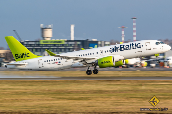 Airbus A220-300